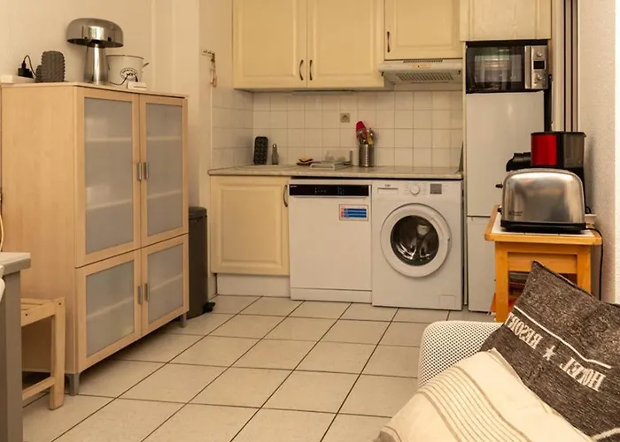 T2 Pour 4 Pers Avec Balcon Et Parking - Fr-1-803-1 *